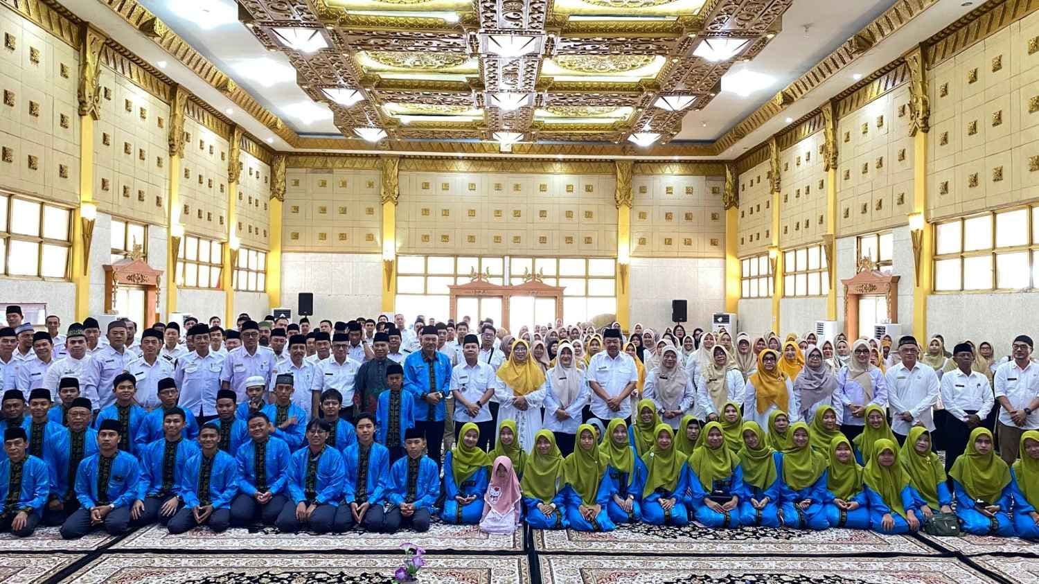 Maulid Nabi dan Pelepasan Kafilah MTQ, Pemkab Sambas Bertekad Tanamkan Nilai Al-Qur'an