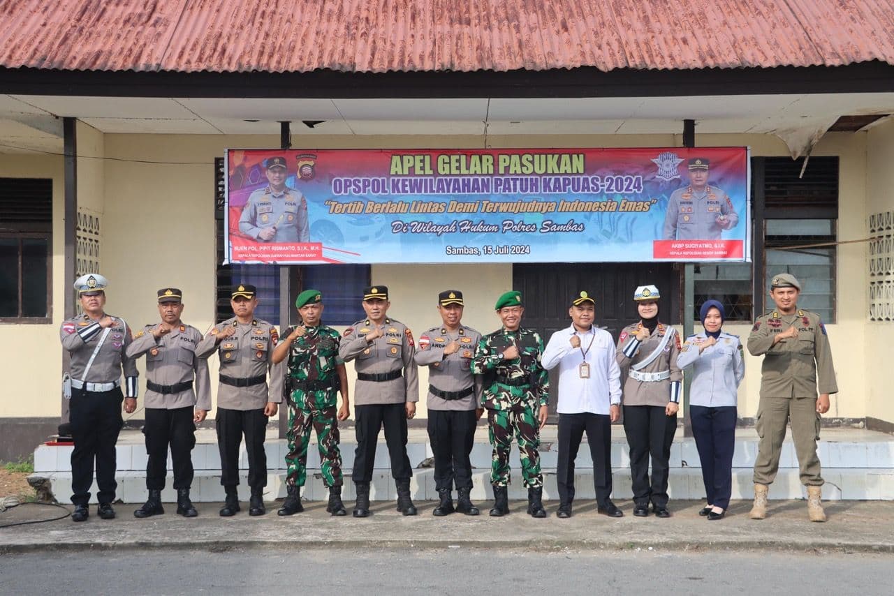 Polres Sambas Gelar Operasi Patuh Kapuas 2024 untuk Tingkatkan Kepatuhan Berlalu Lintas Polres Sambas Gelar Operasi Patuh Kapuas 2024 untuk Tingkatkan Kepatuhan Berlalu Lintas